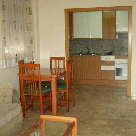 Uhc Village Park סאלו