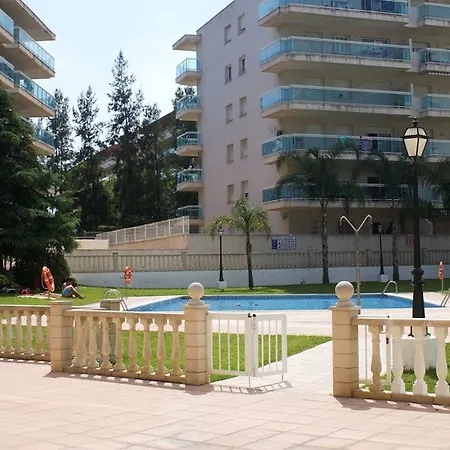 Uhc Village Park * Salou