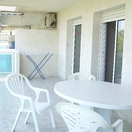 Uhc Village Park Apartamento *